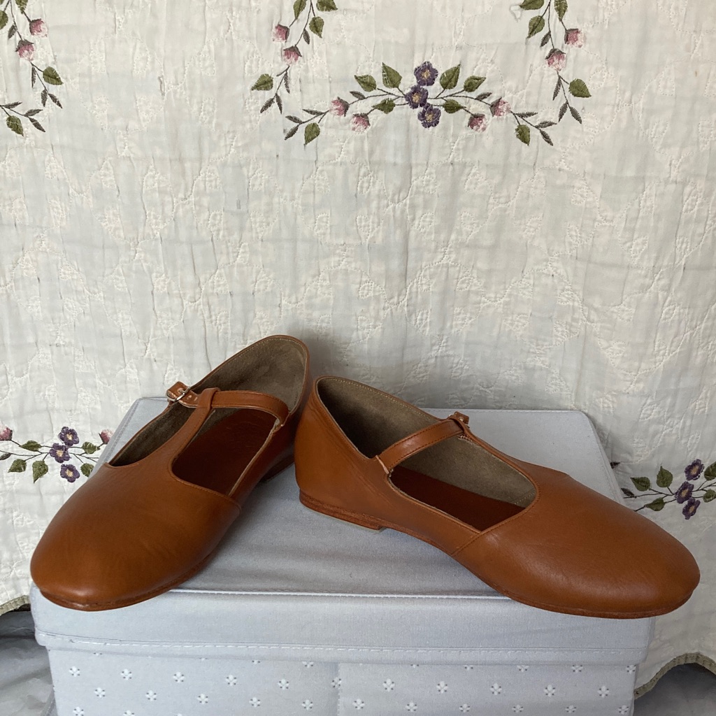 Elf Women's Brown Loafers